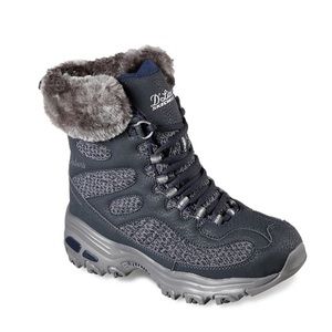 ⭕️ SOLD ⭕️ Sketchers Winter’s Boots